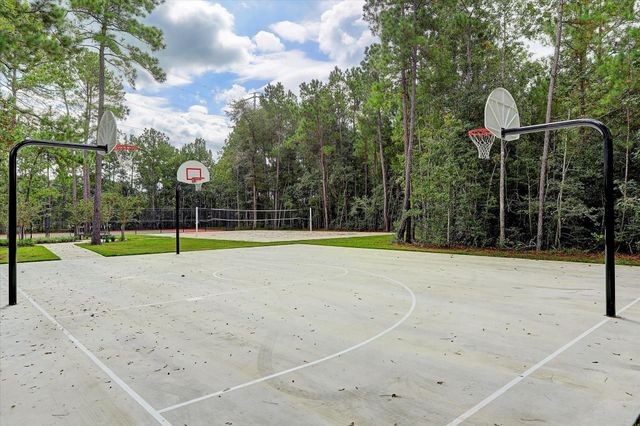 17915 Saddle Horn Drive, Waller, TX 77484