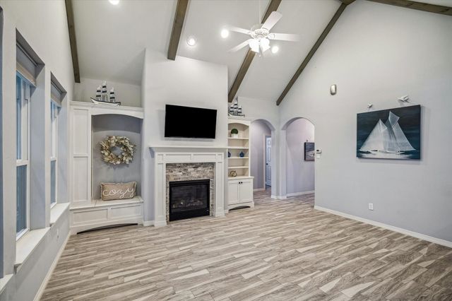 17915 Saddle Horn Drive, Waller, TX 77484