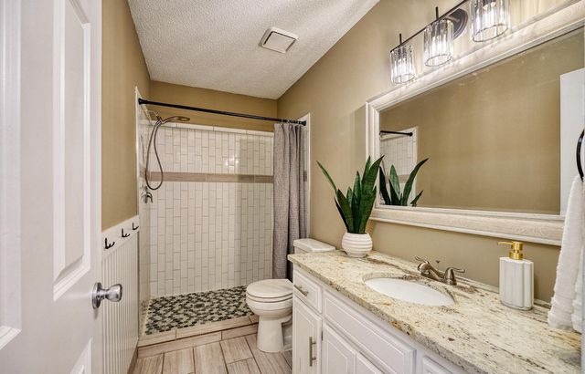 1355 81st Street, Victoria, MN 55386