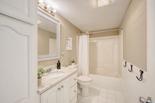 1355 81st Street, Victoria, MN 55386