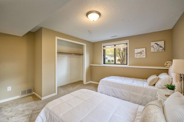 1355 81st Street, Victoria, MN 55386