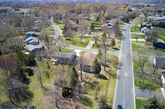 1355 81st Street, Victoria, MN 55386