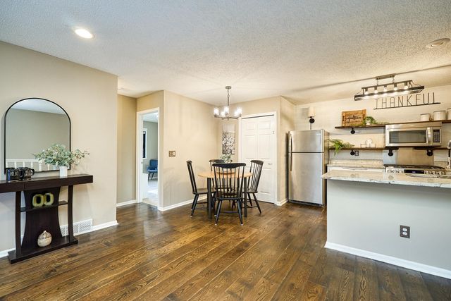 1355 81st Street, Victoria, MN 55386