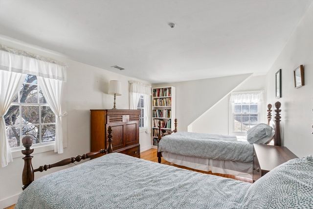 23 Beetle Swamp, Edgartown, MA 02539