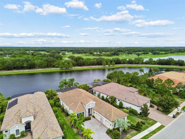 7208 WHITTLEBURY TRAIL, Bradenton, FL 34202