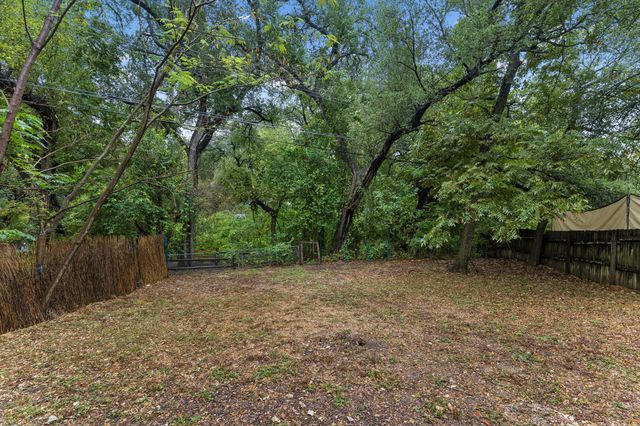 2001 Cody CT B, Austin, TX 78704