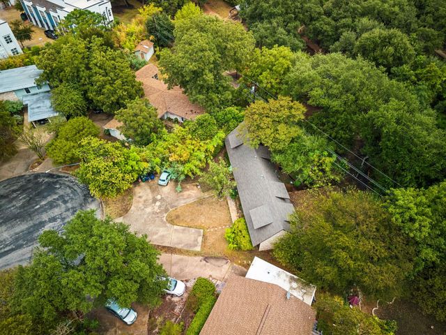 2001 Cody CT B, Austin, TX 78704