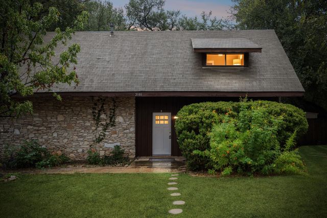 2001 Cody CT B, Austin, TX 78704