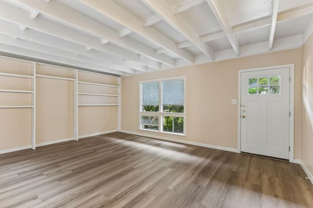 2001 Cody CT B, Austin, TX 78704