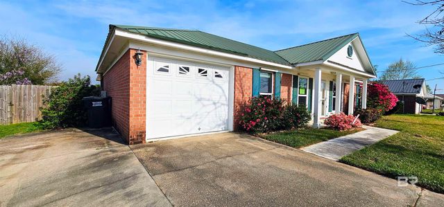 8940 Shannon's Mill Road, Foley, AL 36535