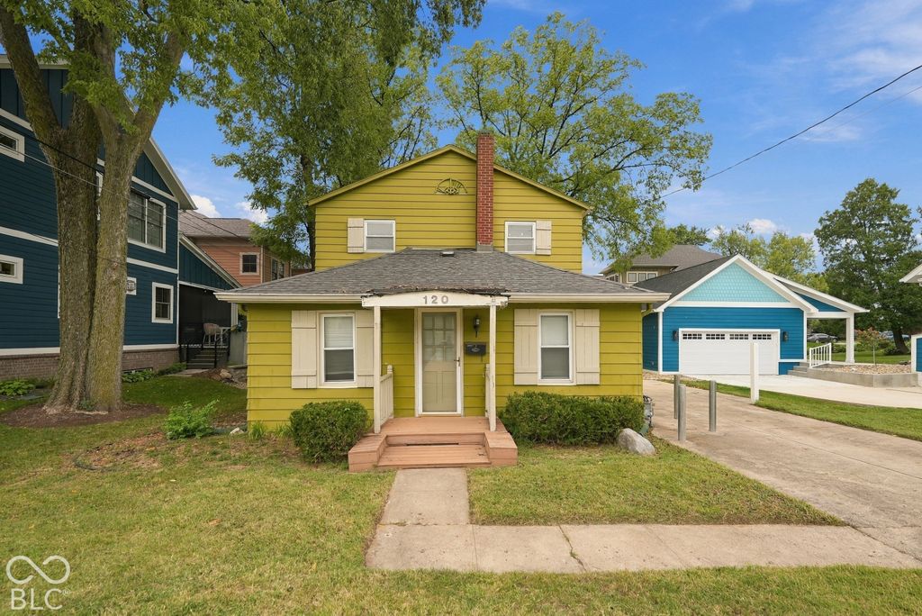 120 3rd Street NW, Carmel, IN 46032