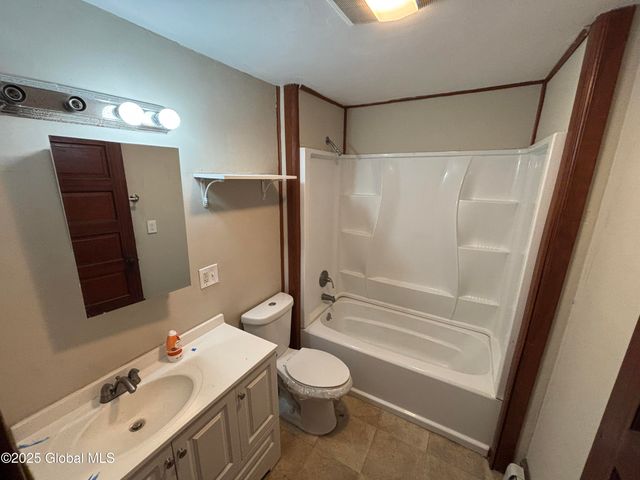 1 Schuyler Avenue, Ravena, NY 12143