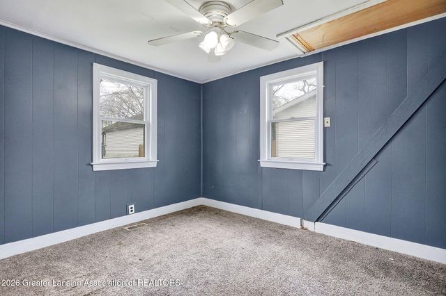 3523 Parkway Drive, Lansing, MI 48910
