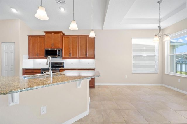 76 PARK PLACE CIRCLE, Palm Coast, FL 32164