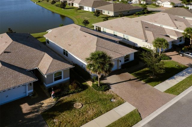 76 PARK PLACE CIRCLE, Palm Coast, FL 32164