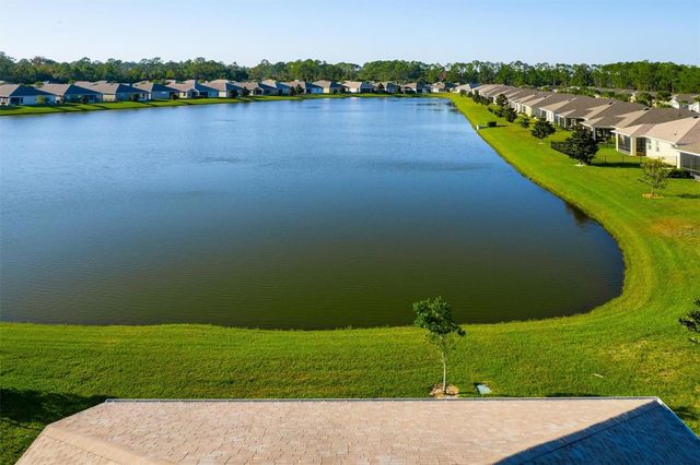 76 PARK PLACE CIRCLE, Palm Coast, FL 32164