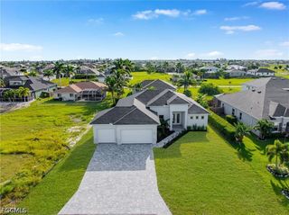821 NW 37th PL, Cape Coral, FL 33993