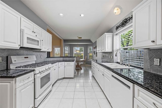 2406 Shelby Drive, Pearland, TX 77584