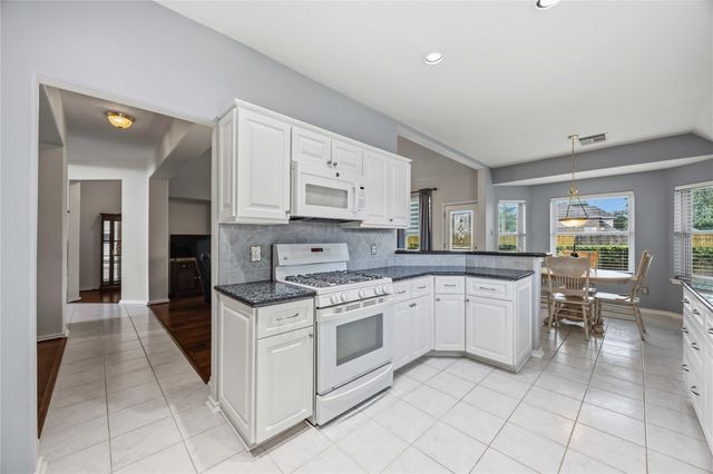 2406 Shelby Drive, Pearland, TX 77584