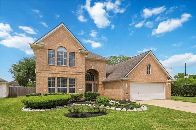 2406 Shelby Drive, Pearland, TX 77584
