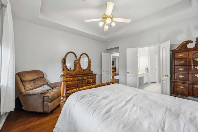 2406 Shelby Drive, Pearland, TX 77584