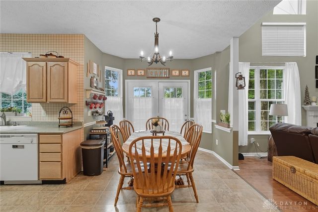 4353 Napa Valley Drive, Bellbrook, OH 45305