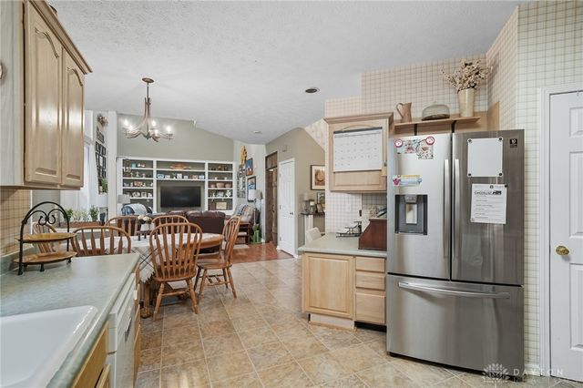 4353 Napa Valley Drive, Bellbrook, OH 45305