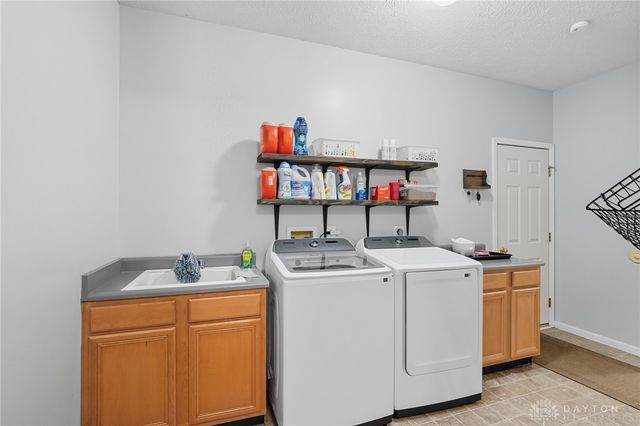 4353 Napa Valley Drive, Bellbrook, OH 45305