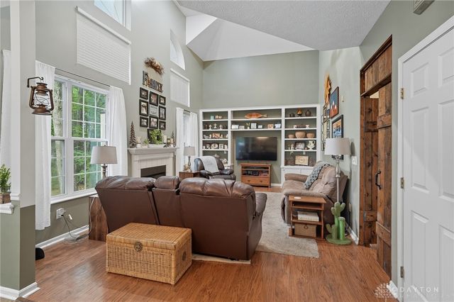 4353 Napa Valley Drive, Bellbrook, OH 45305