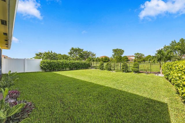 1399 Arrowhead Point Road, Loxahatchee, FL 33470