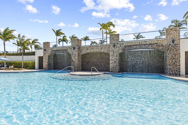 1399 Arrowhead Point Road, Loxahatchee, FL 33470