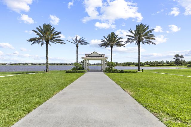 1399 Arrowhead Point Road, Loxahatchee, FL 33470