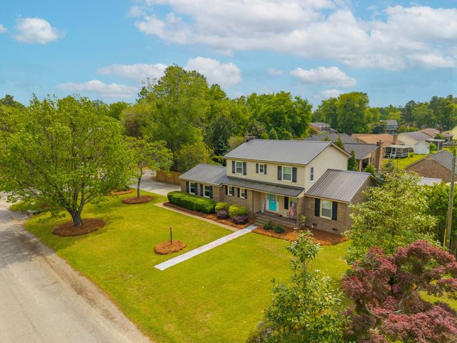 310 Land O Pines Circle, Moncks Corner, SC 29461