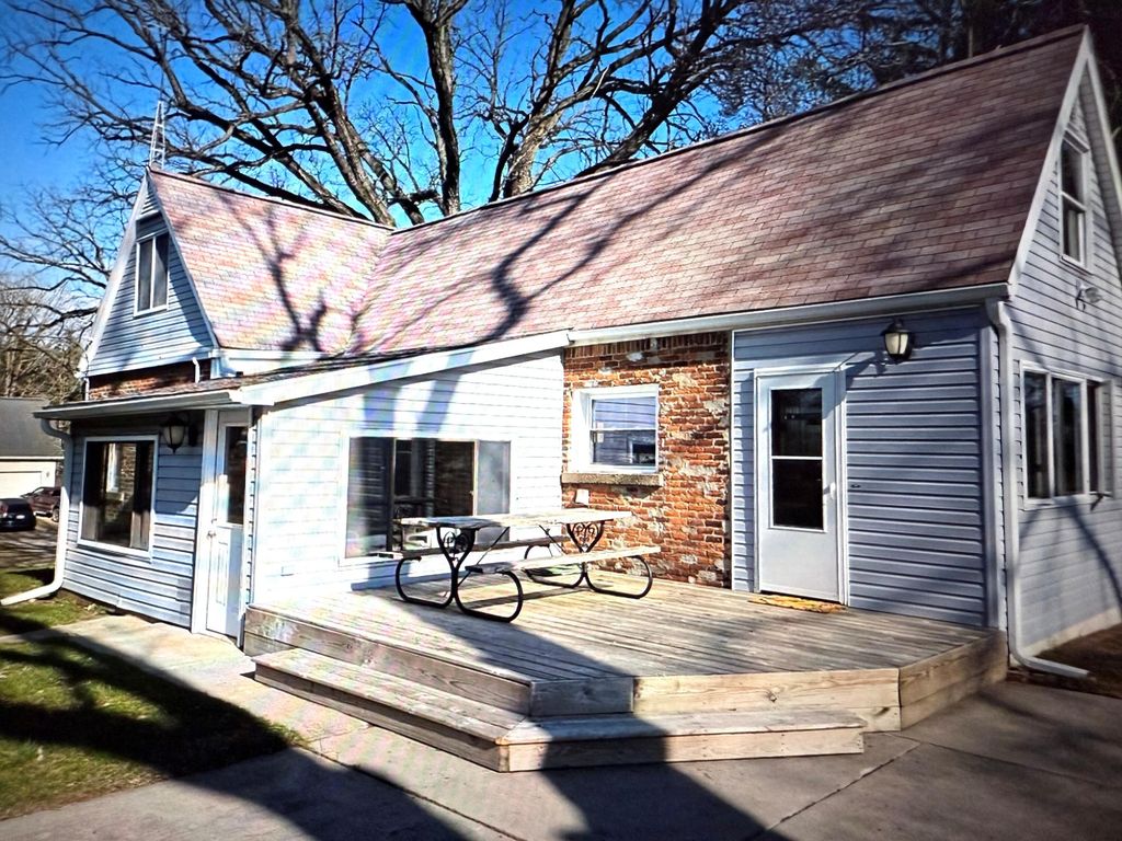 16683 Winters Road, Grass Lake, MI 49240