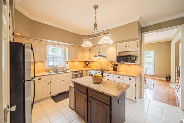 800 Coventry Trail 3, Phase II, Paducah, KY 42003