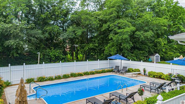 800 Coventry Trail 3, Phase II, Paducah, KY 42003