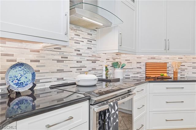 24680 Paradise RD, Bonita Springs, FL 34135