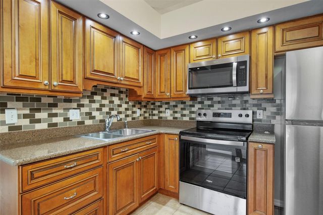 3131 COLORADO AVENUE, Orlando, FL 32826