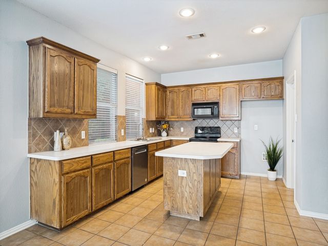 2737 Lynx, Fort Worth, TX 76244