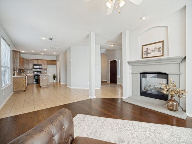 2737 Lynx, Fort Worth, TX 76244