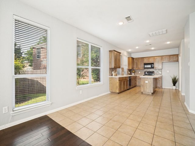2737 Lynx, Fort Worth, TX 76244