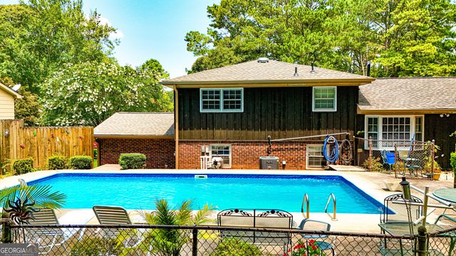 665 Georgia Avenue, Fayetteville, GA 30214
