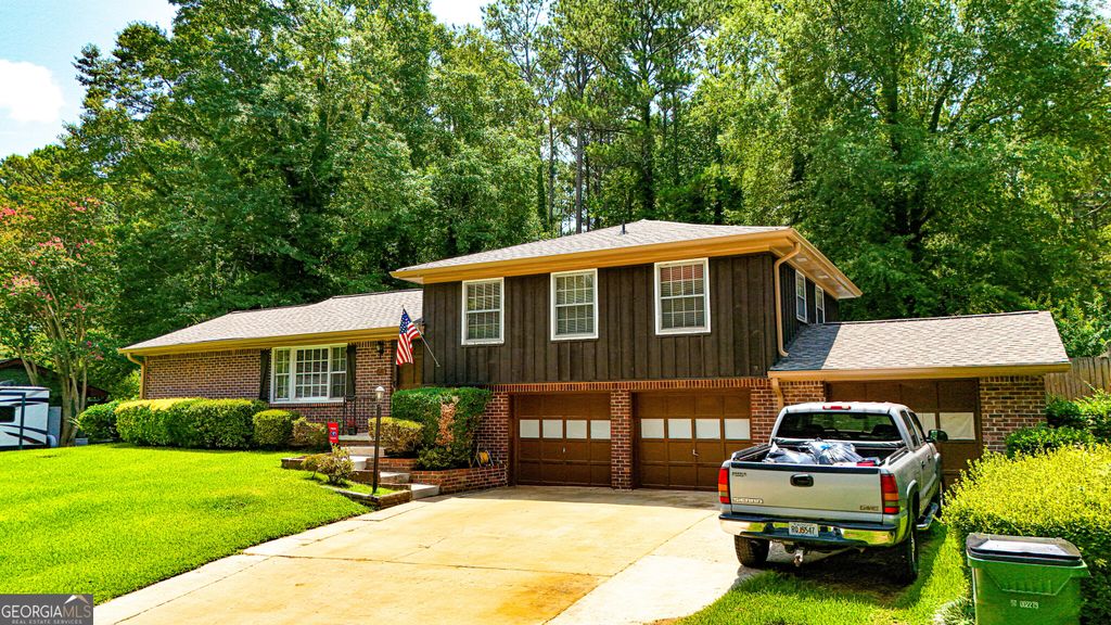 665 Georgia Avenue, Fayetteville, GA 30214