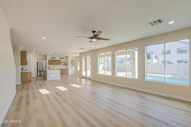 17473 W COCOPAH Street, Goodyear, AZ 85338