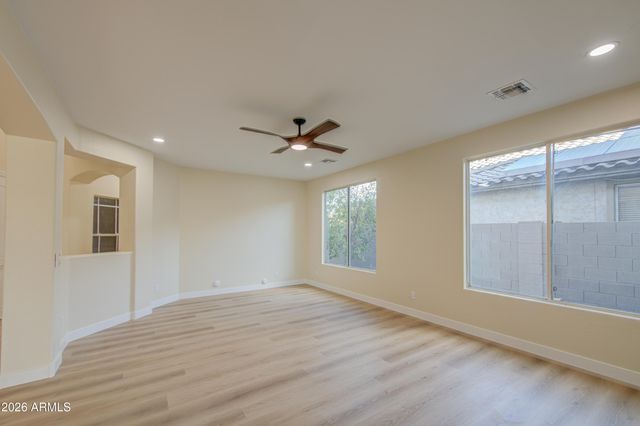 17473 W COCOPAH Street, Goodyear, AZ 85338