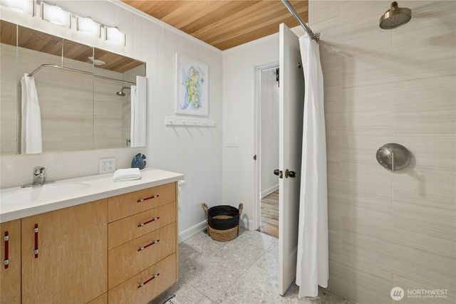 15636 Point Monroe Drive NE, Bainbridge Island, WA 98110