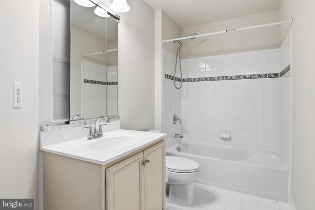 25382 WHIPPOORWILL TER, Chantilly, VA 20152