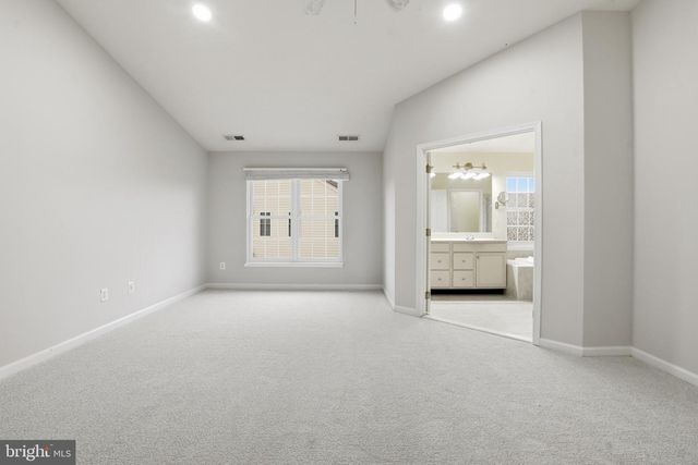 25382 WHIPPOORWILL TER, Chantilly, VA 20152