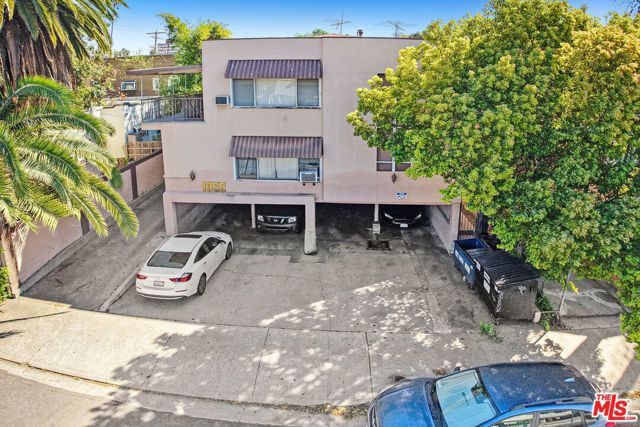 1352 N Las Palmas Avenue, Los Angeles, CA 90028