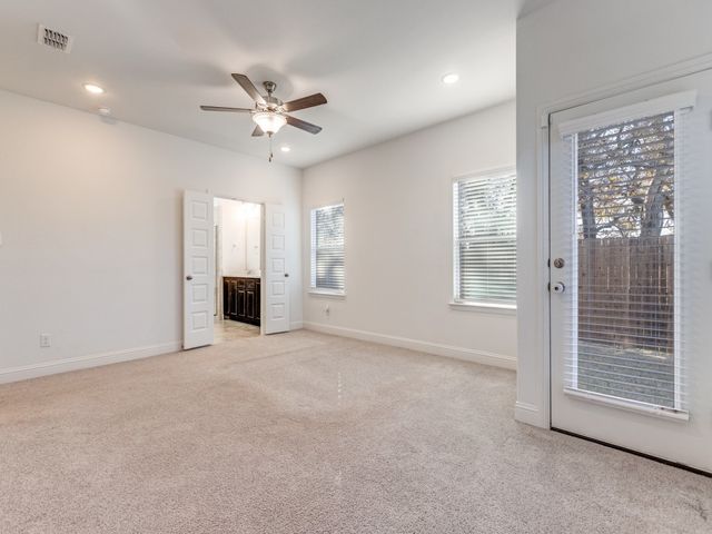 532 Val Verde Street, Aubrey, TX 76227